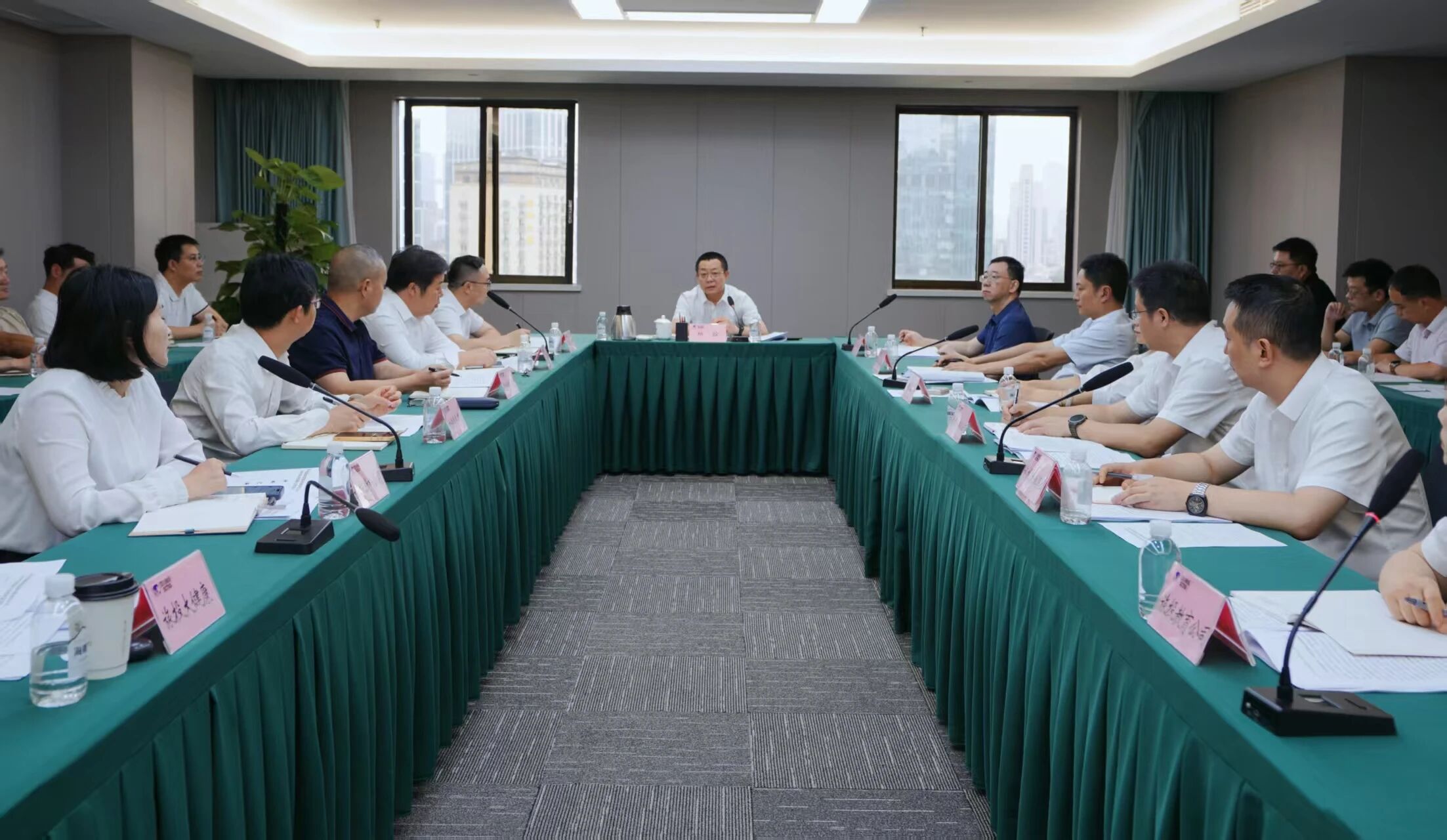 驻省J9集团集团纪检监察组（集团纪委）召开2026年纪检监察工作推进会